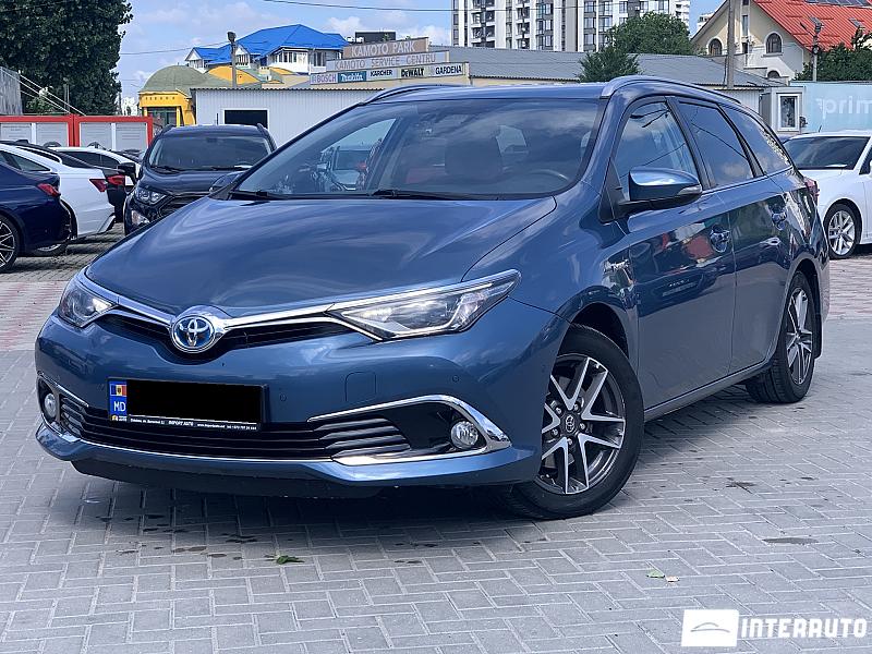 Toyota Auris 2015