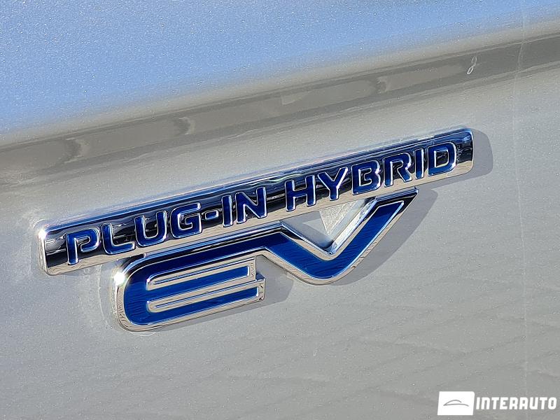 Mitsubishi Outlander 24 mitsubishi outlander 2020