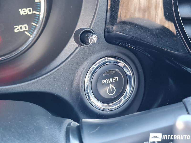 Mitsubishi Outlander 17 mitsubishi outlander 2020