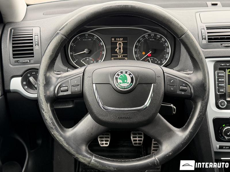 Skoda Octavia Scout 10 skoda octavia scout 2011