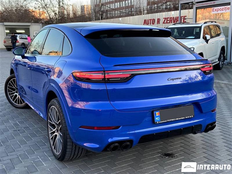 Porsche Cayenne E-Hybrid Coupe 3 porsche cayenne e-hybrid coupe 2023