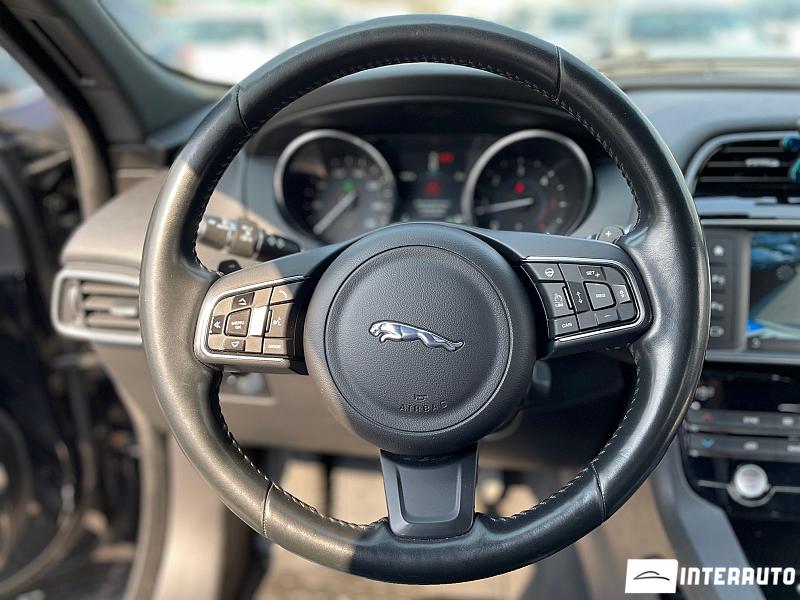 Jaguar F-Pace 8 jaguar f-pace 2016