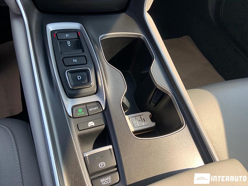 Honda Accord 16 honda accord 2019