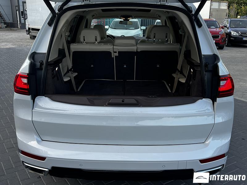 BMW X7 4.0i 16 bmw x7 4.0i 2019