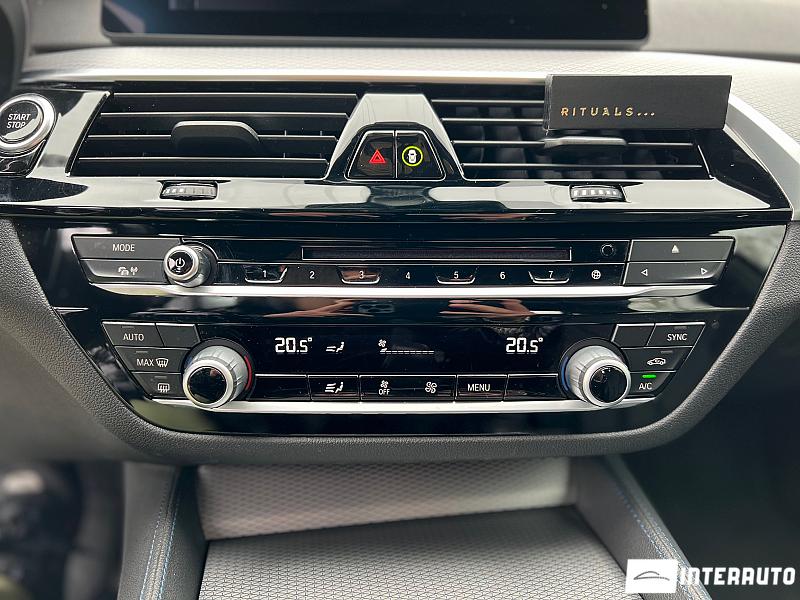 BMW 530e 13 bmw 530e 2018