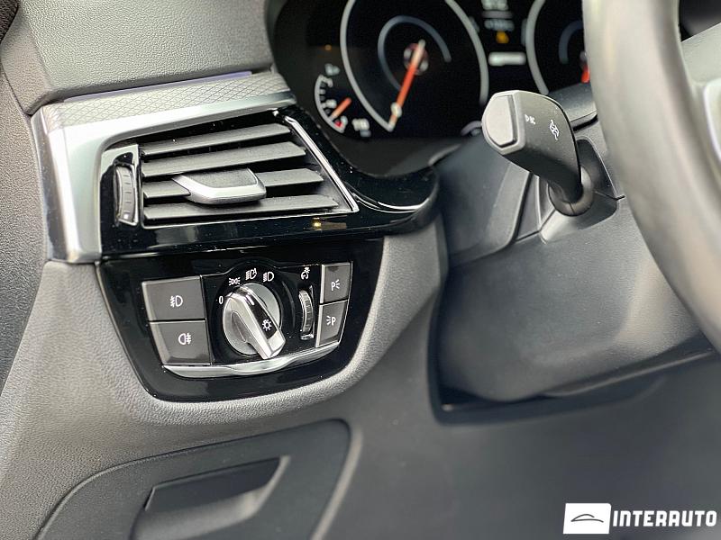 BMW 530e 8 bmw 530e 2018