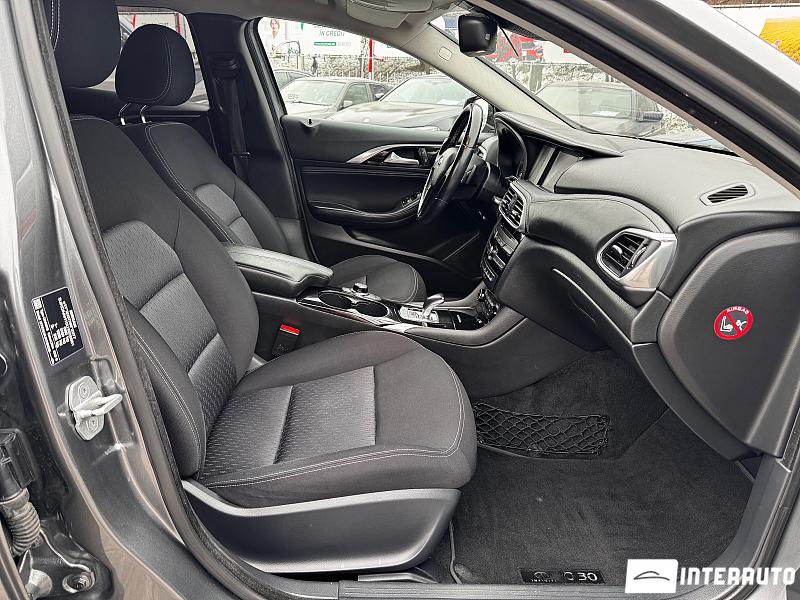 Infiniti Q30 5 infiniti q30 2017