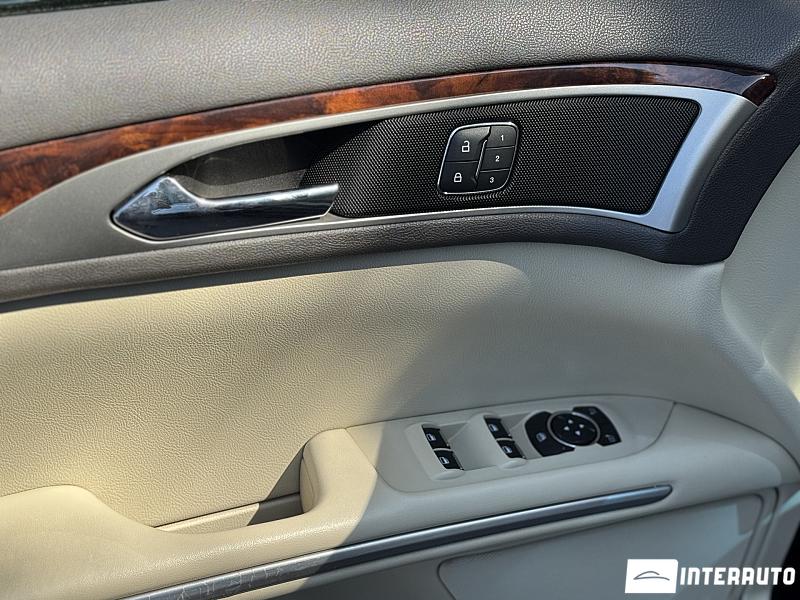 Lincoln MKZ 8 lincoln mkz 2013