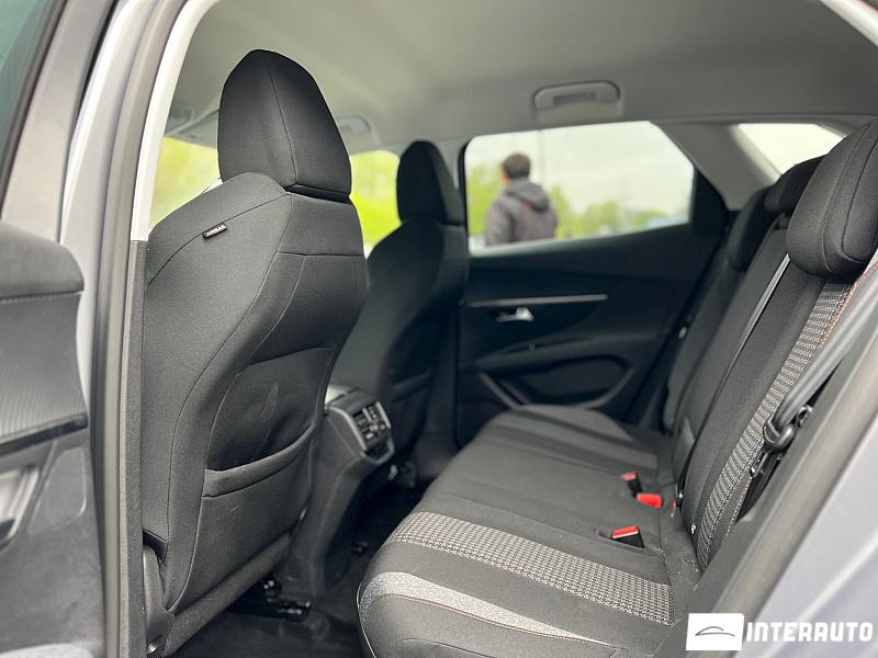 Peugeot 3008 22 peugeot 3008 2018