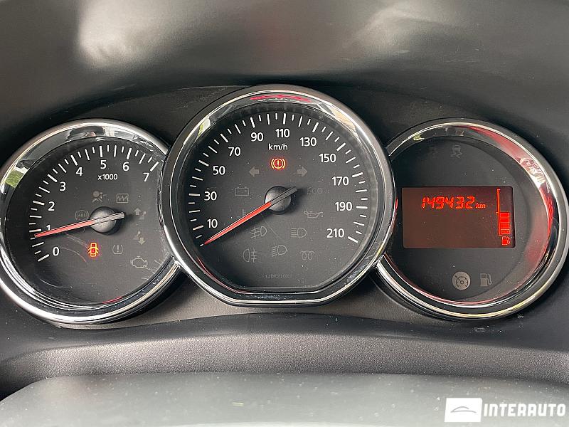 Dacia Sandero 10 dacia sandero 2013