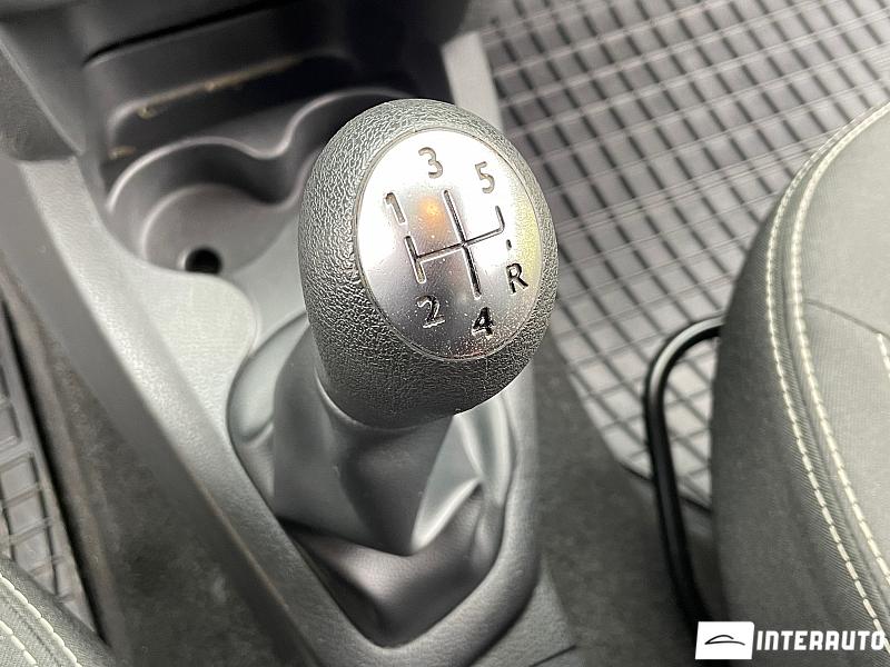 Dacia Sandero 13 dacia sandero 2013