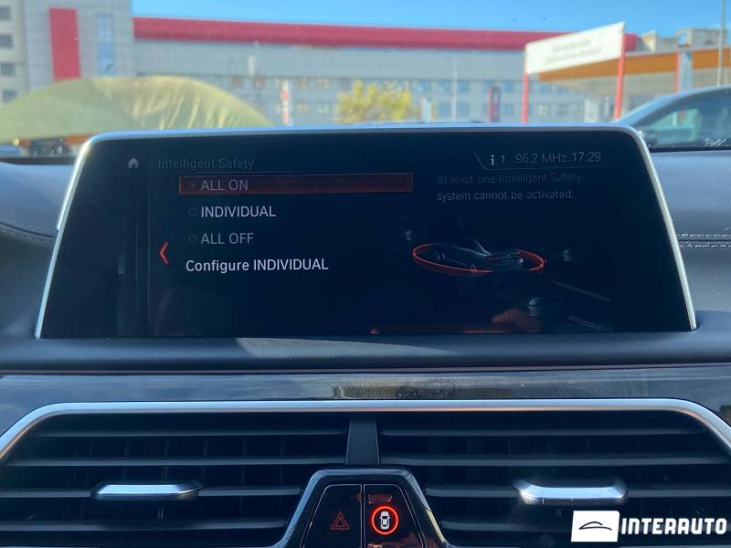 BMW 740e 10 bmw 740e 2016