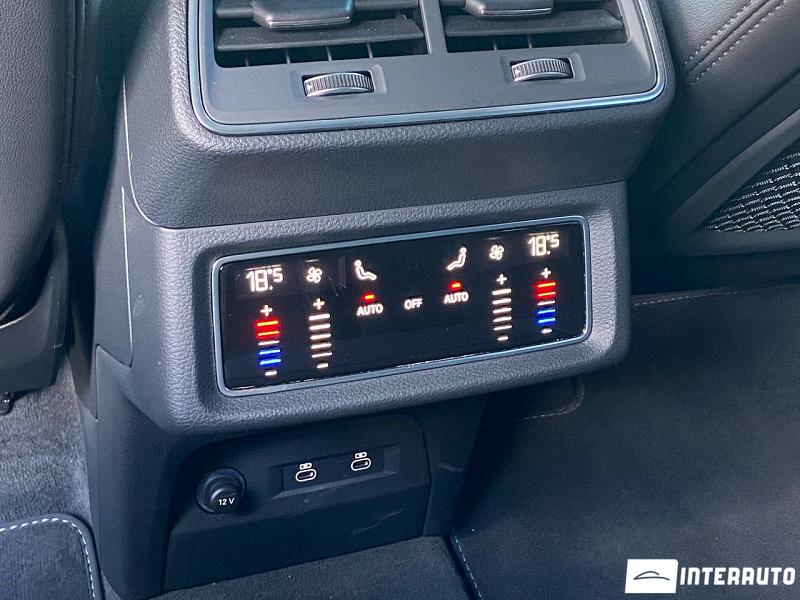 Audi E-tron 21 audi e-tron 2022