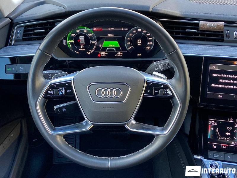 Audi E-tron 9 audi e-tron 2022