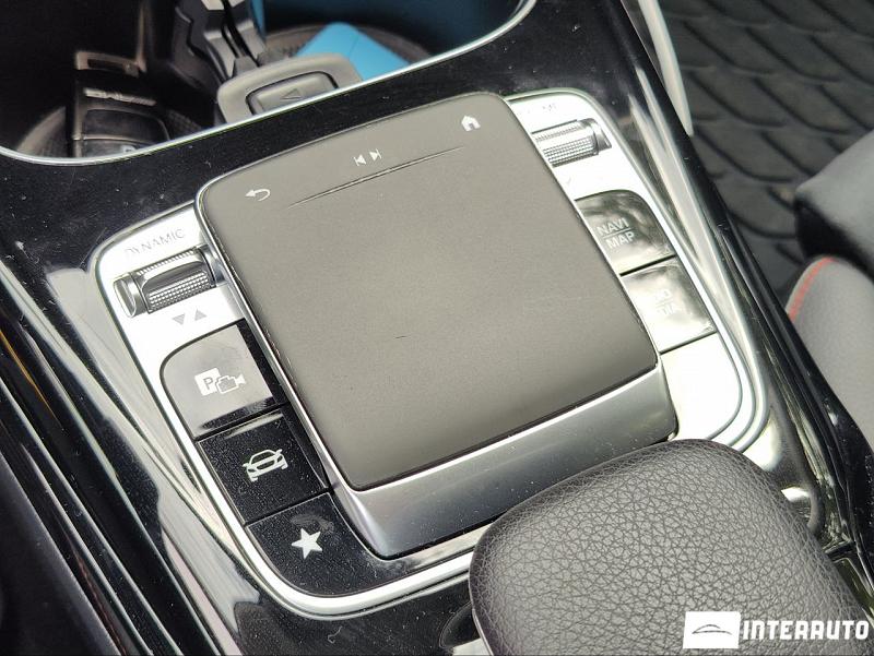 Mercedes A 35 AMG 16 mercedes a 35 amg 2019