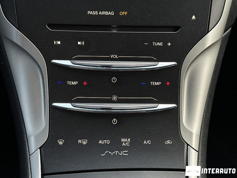 Lincoln MKZ 14 lincoln mkz 2016