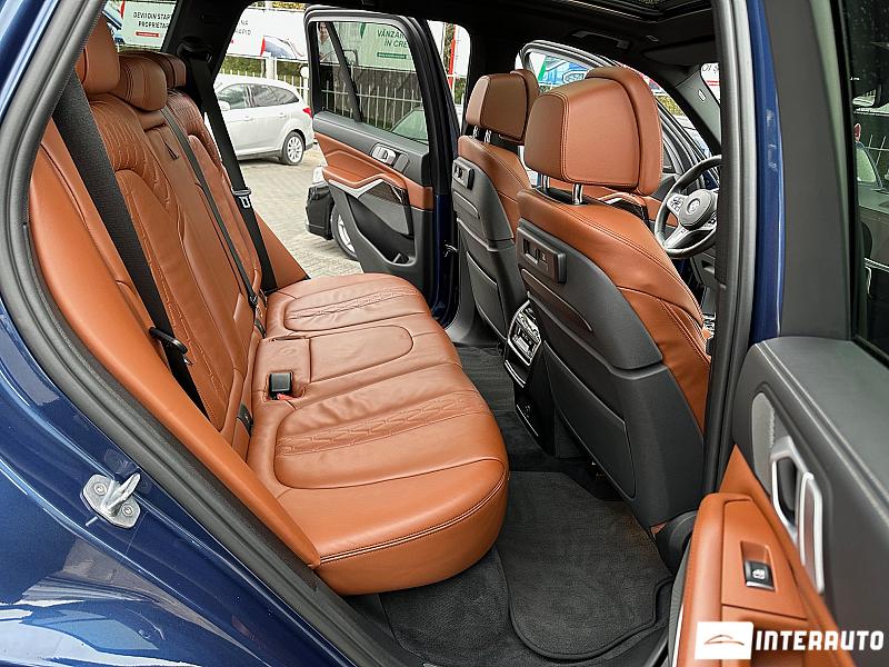 BMW X5 4.0i 18 bmw x5 4.0i 2019