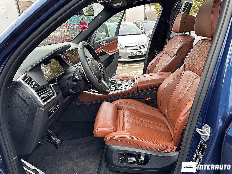 BMW X5 4.0i 6 bmw x5 4.0i 2019