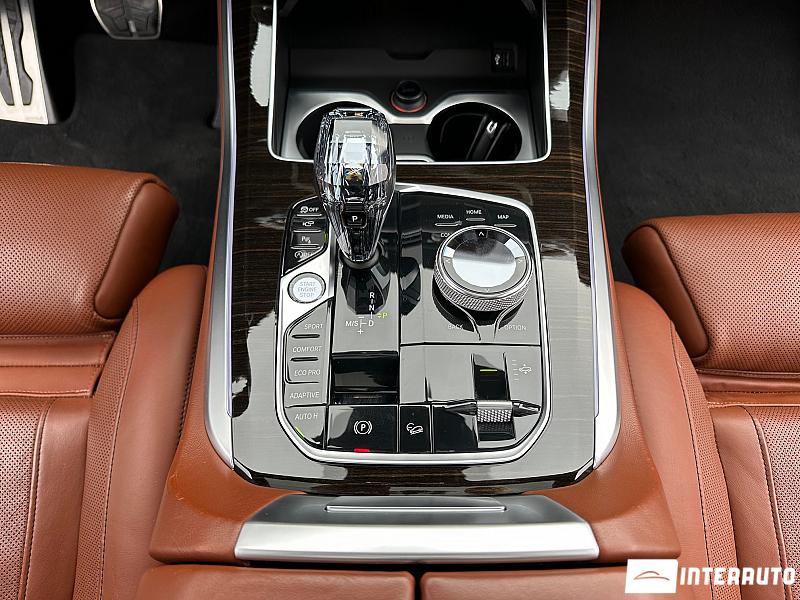 BMW X5 4.0i 12 bmw x5 4.0i 2019