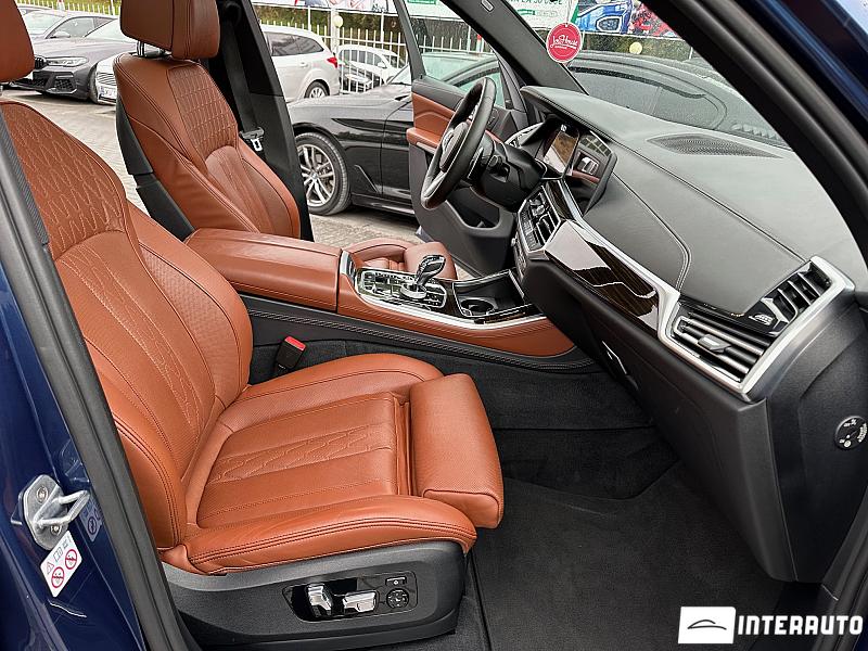 BMW X5 4.0i 5 bmw x5 4.0i 2019