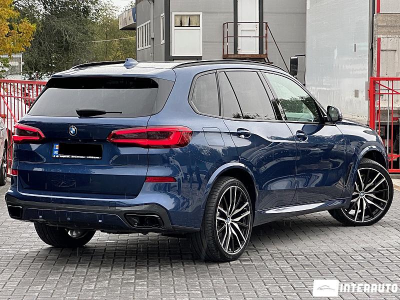 BMW X5 4.0i 3 bmw x5 4.0i 2019