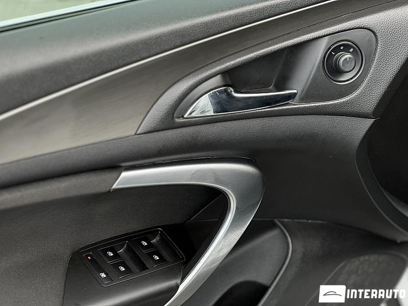 Opel Insignia 11 opel insignia 2012