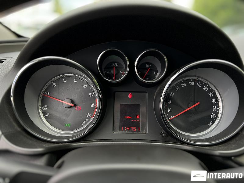 Opel Insignia 13 opel insignia 2012