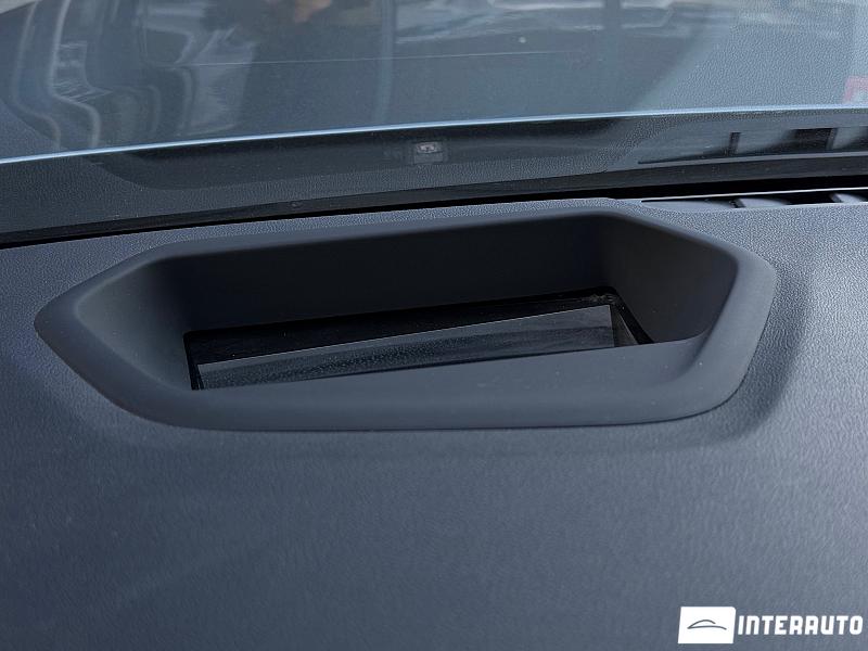 BMW 530e 10 bmw 530e 2017