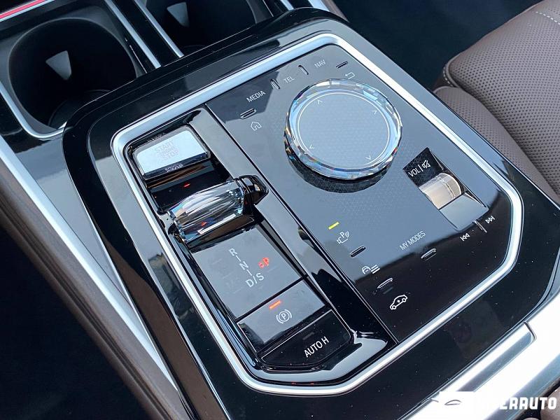 BMW 740 17 bmw 740 2023