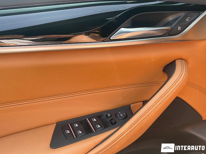 BMW 530e 9 bmw 530e 2017