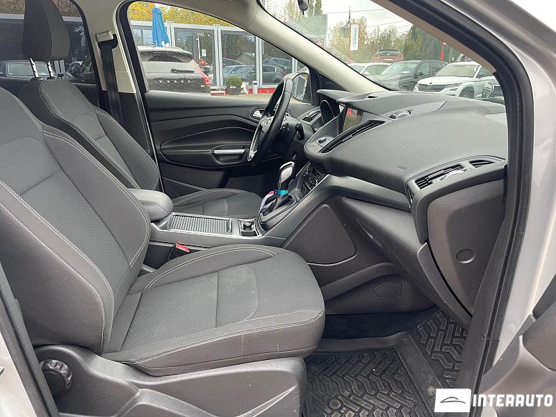 Ford Kuga 15 ford kuga 2018