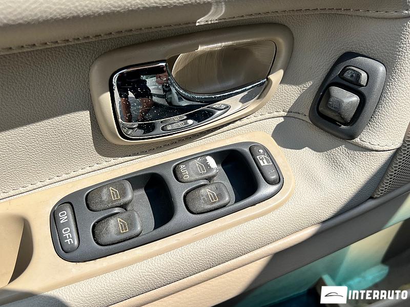 Volvo V 70 15 volvo v 70 2000