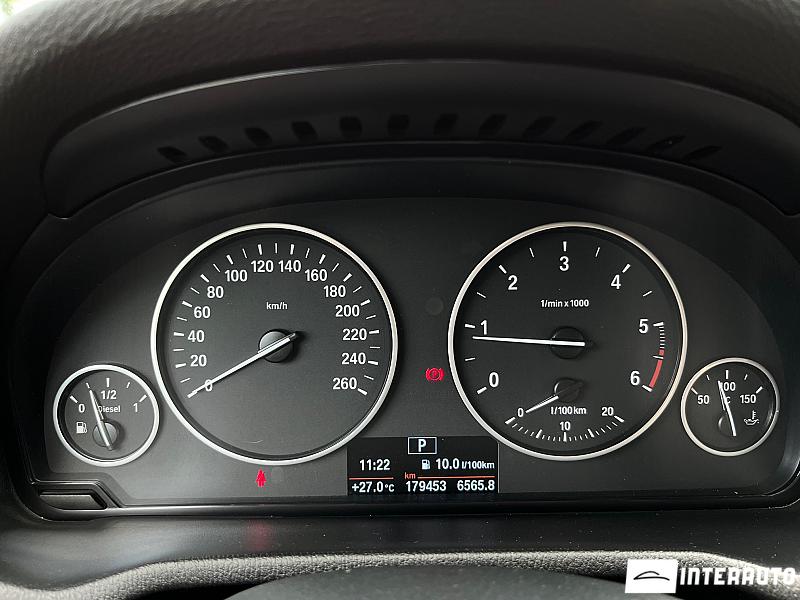 BMW X3 2.0D 8 bmw x3 2.0d 2015