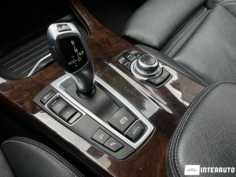 BMW X3 2.0D 12 bmw x3 2.0d 2015