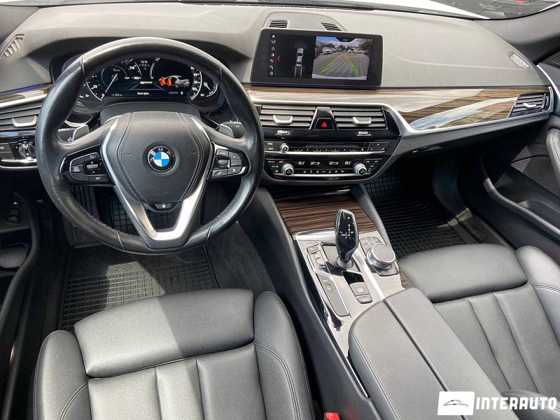 BMW 530e 9 bmw 530e 2018
