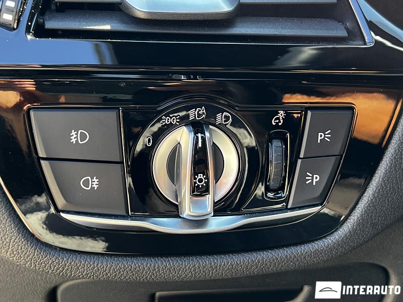 BMW 530e 11 bmw 530e 2019