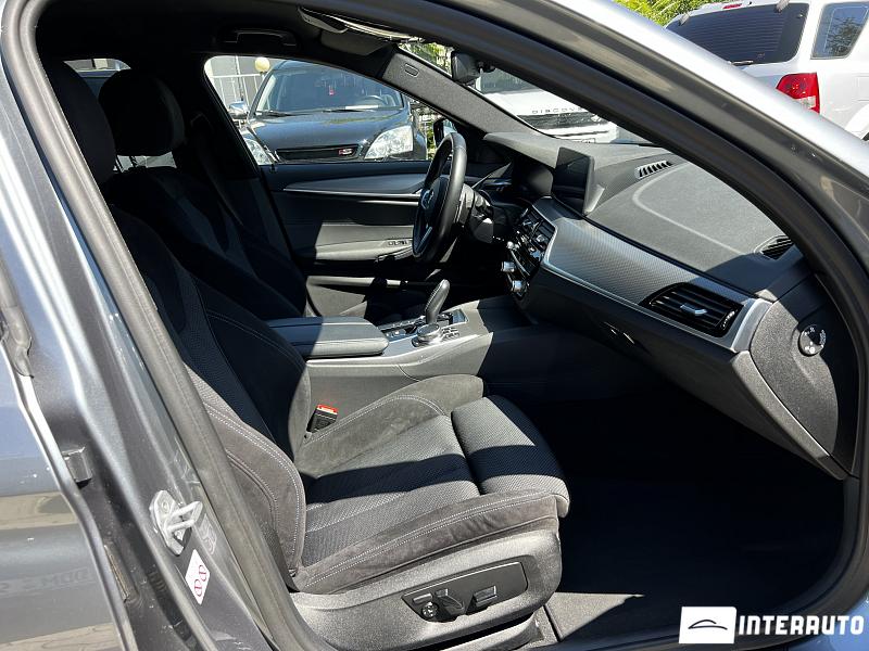 BMW 530e 15 bmw 530e 2019