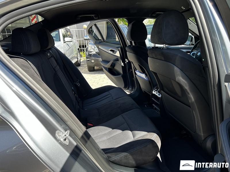 BMW 530e 17 bmw 530e 2019