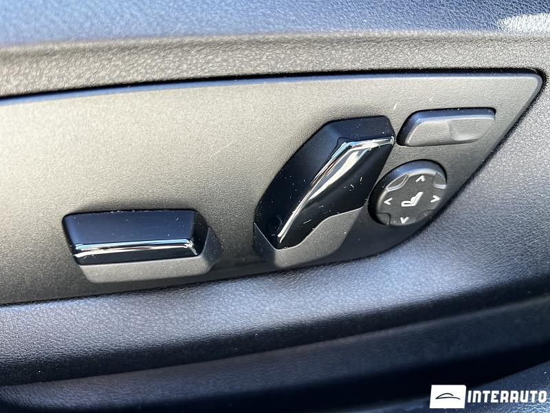 BMW 530e 13 bmw 530e 2019