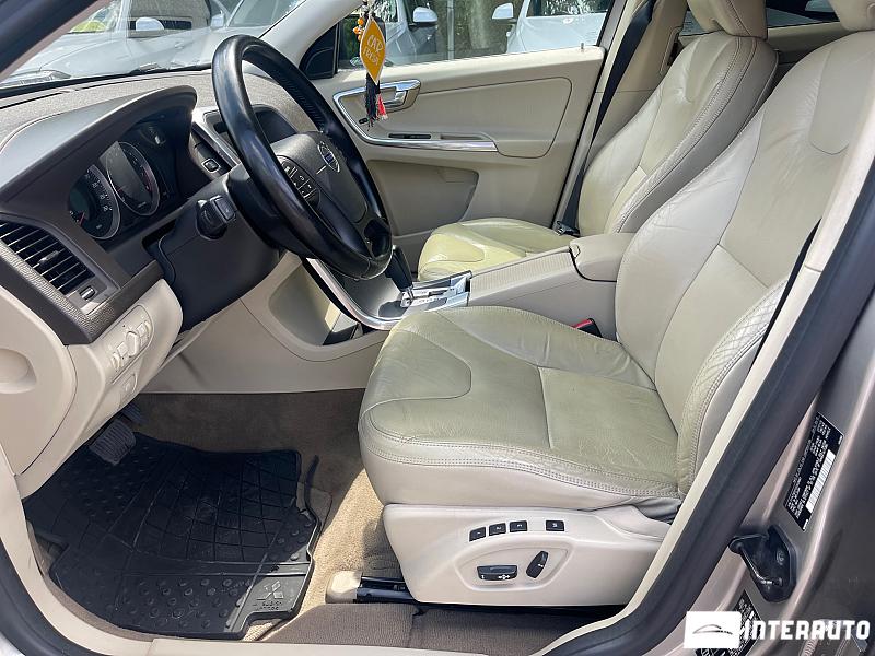 Volvo XC 60 6 volvo xc 60 2012