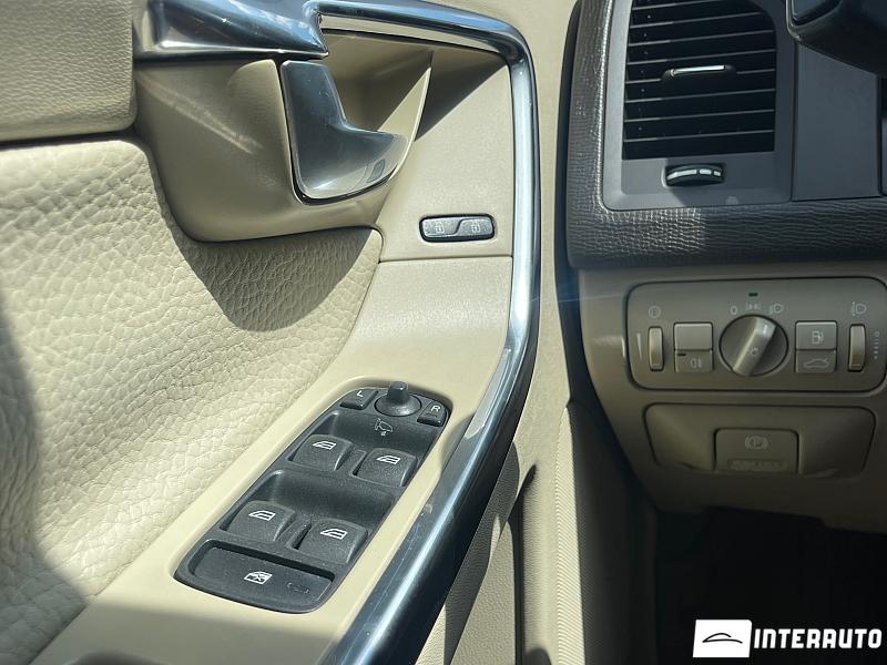 Volvo XC 60 10 volvo xc 60 2012