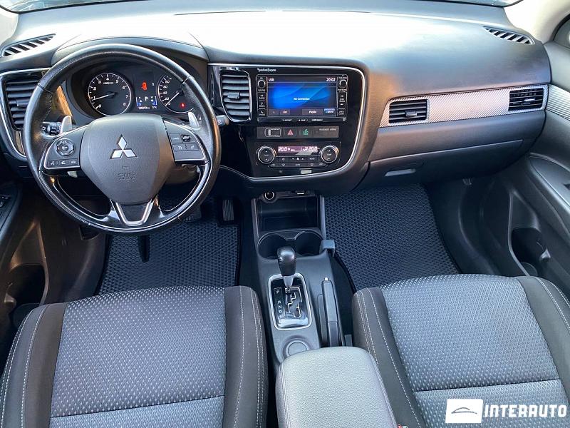 Mitsubishi Outlander 8 mitsubishi outlander 2016