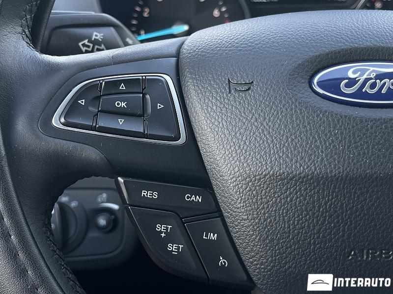 Ford Kuga 11 ford kuga 2017