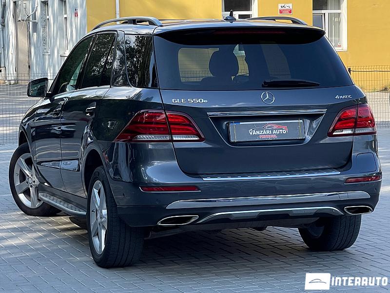 Mercedes GLE 550e 3 mercedes gle 550e 2016