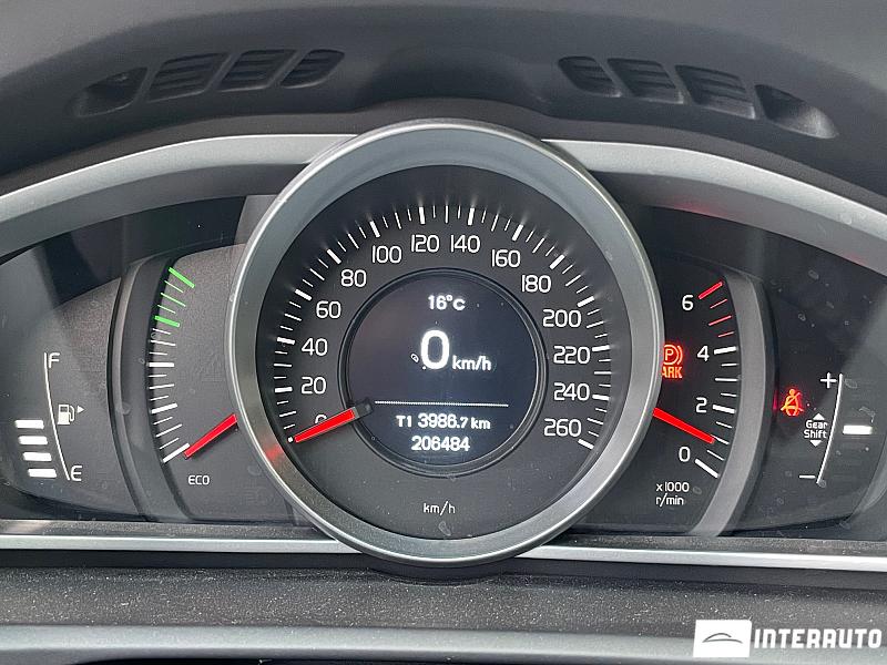 Volvo V 40 10 volvo v 40 2017