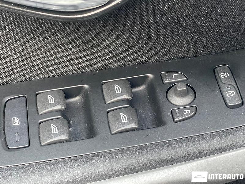 Volvo V 40 7 volvo v 40 2017