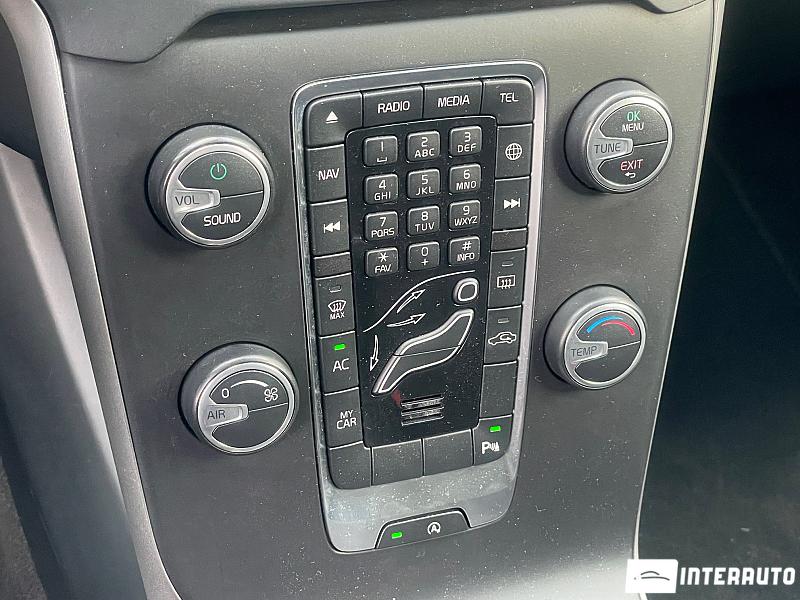 Volvo V 40 13 volvo v 40 2017