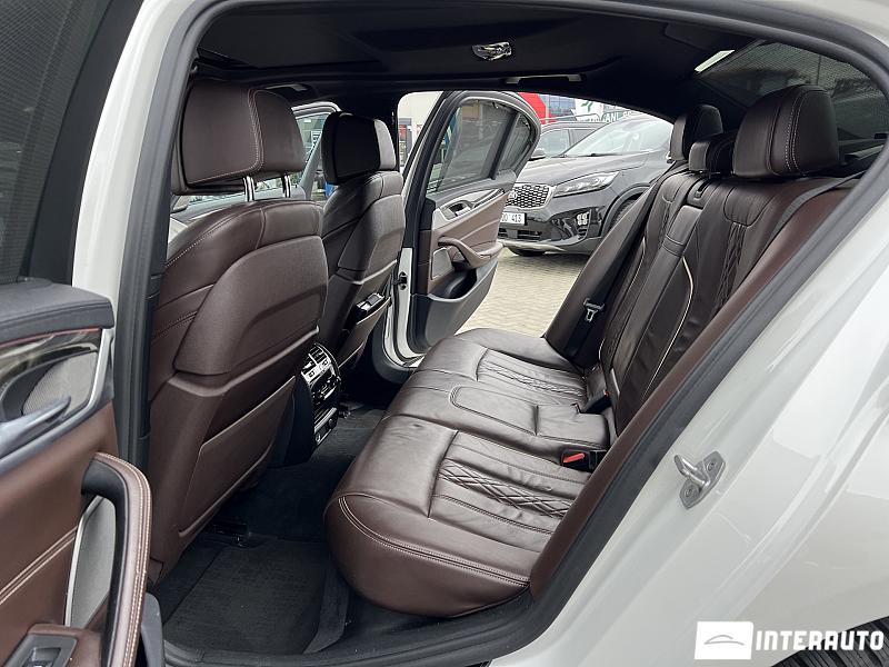 BMW 530 13 bmw 530 2017