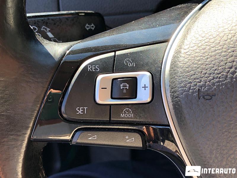 Volkswagen e-Golf 13 volkswagen e-golf 2016