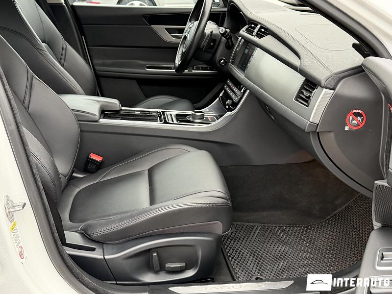 Jaguar XF 16 jaguar xf 2017